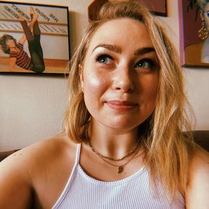 Meet your Posher, Savannah